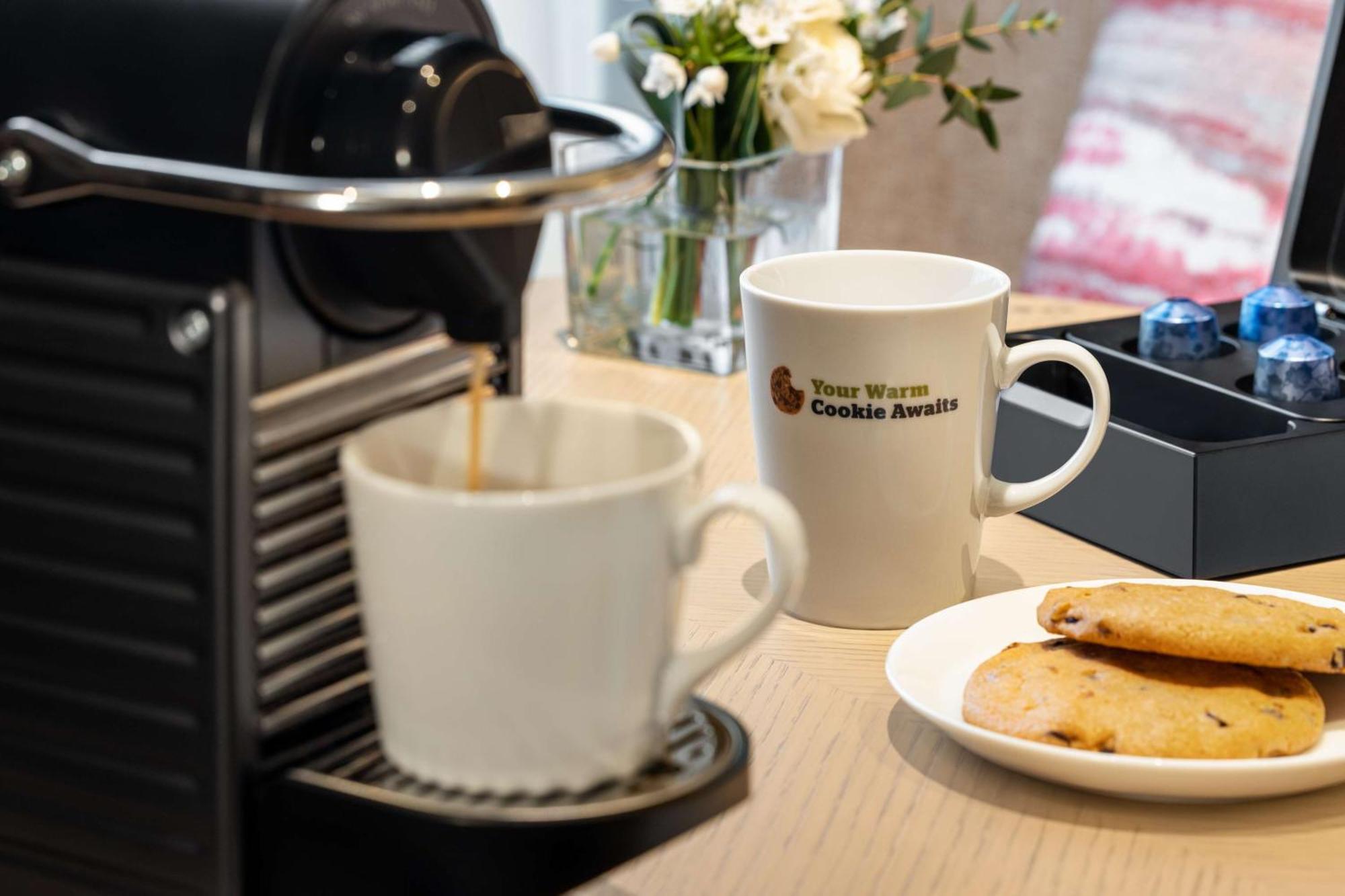 Doubletree By Hilton Toyama Hotel Ngoại thất bức ảnh