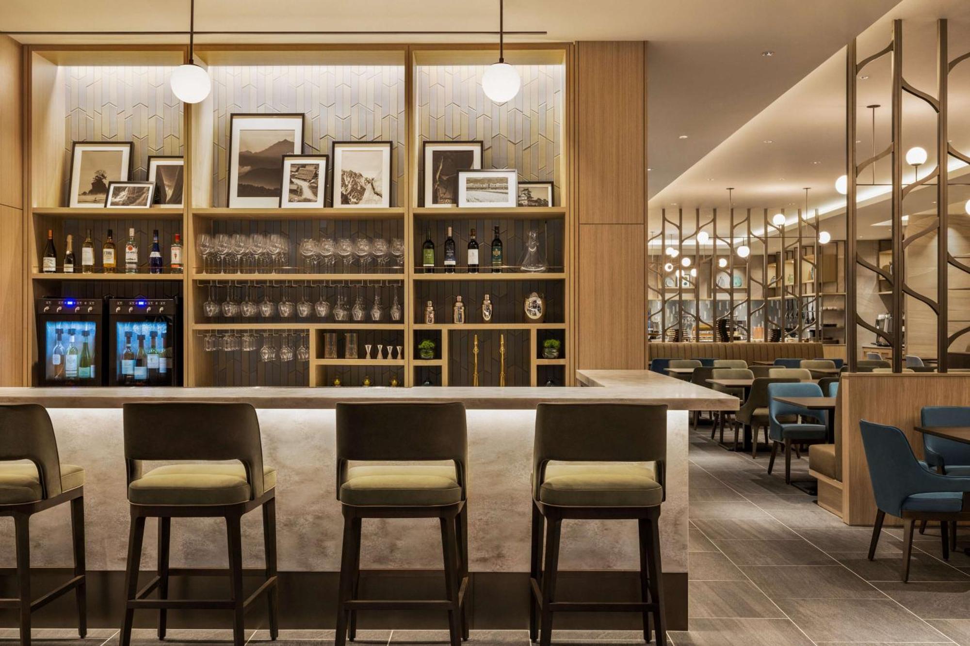 Doubletree By Hilton Toyama Hotel Ngoại thất bức ảnh