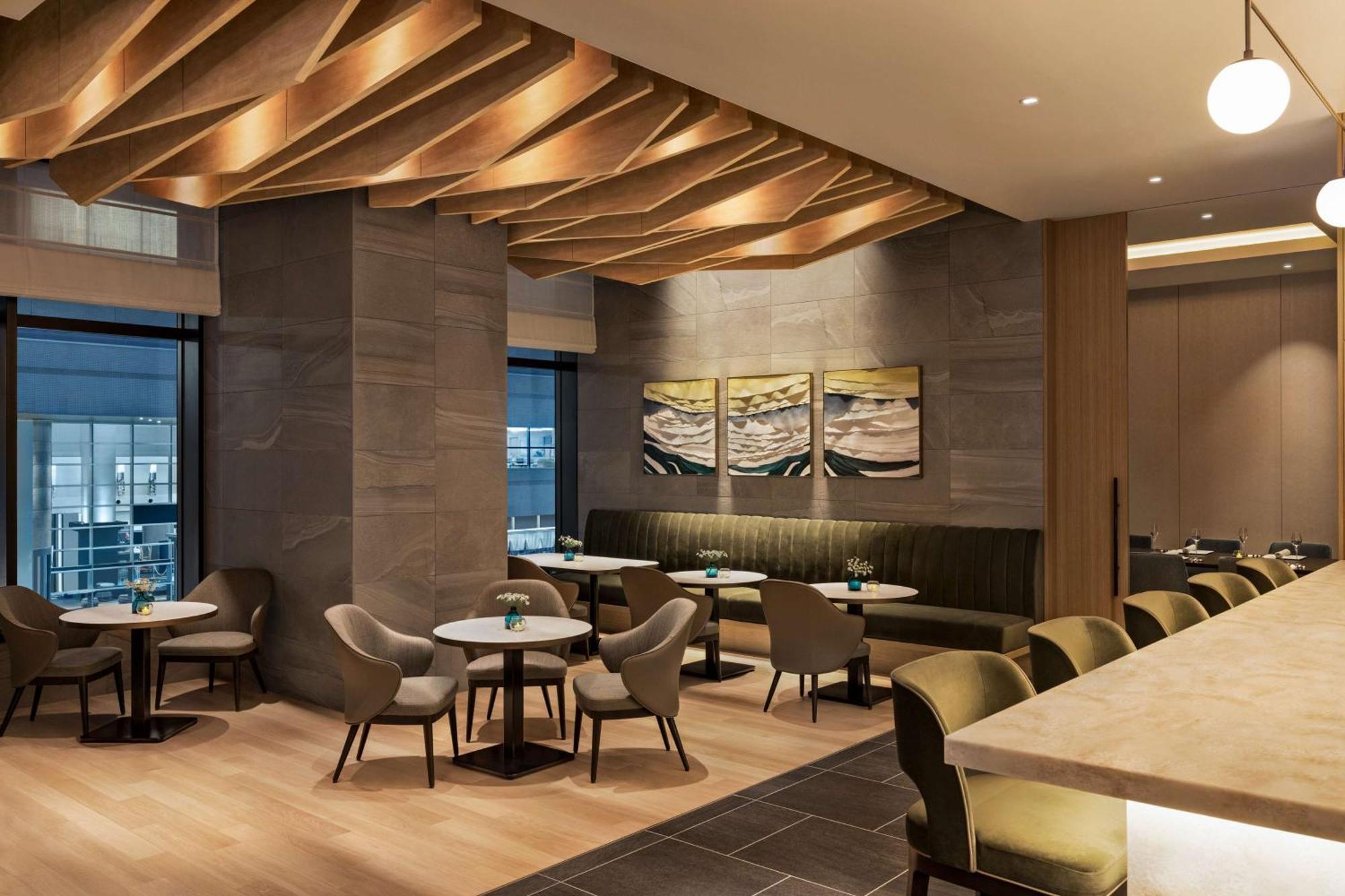 Doubletree By Hilton Toyama Hotel Ngoại thất bức ảnh