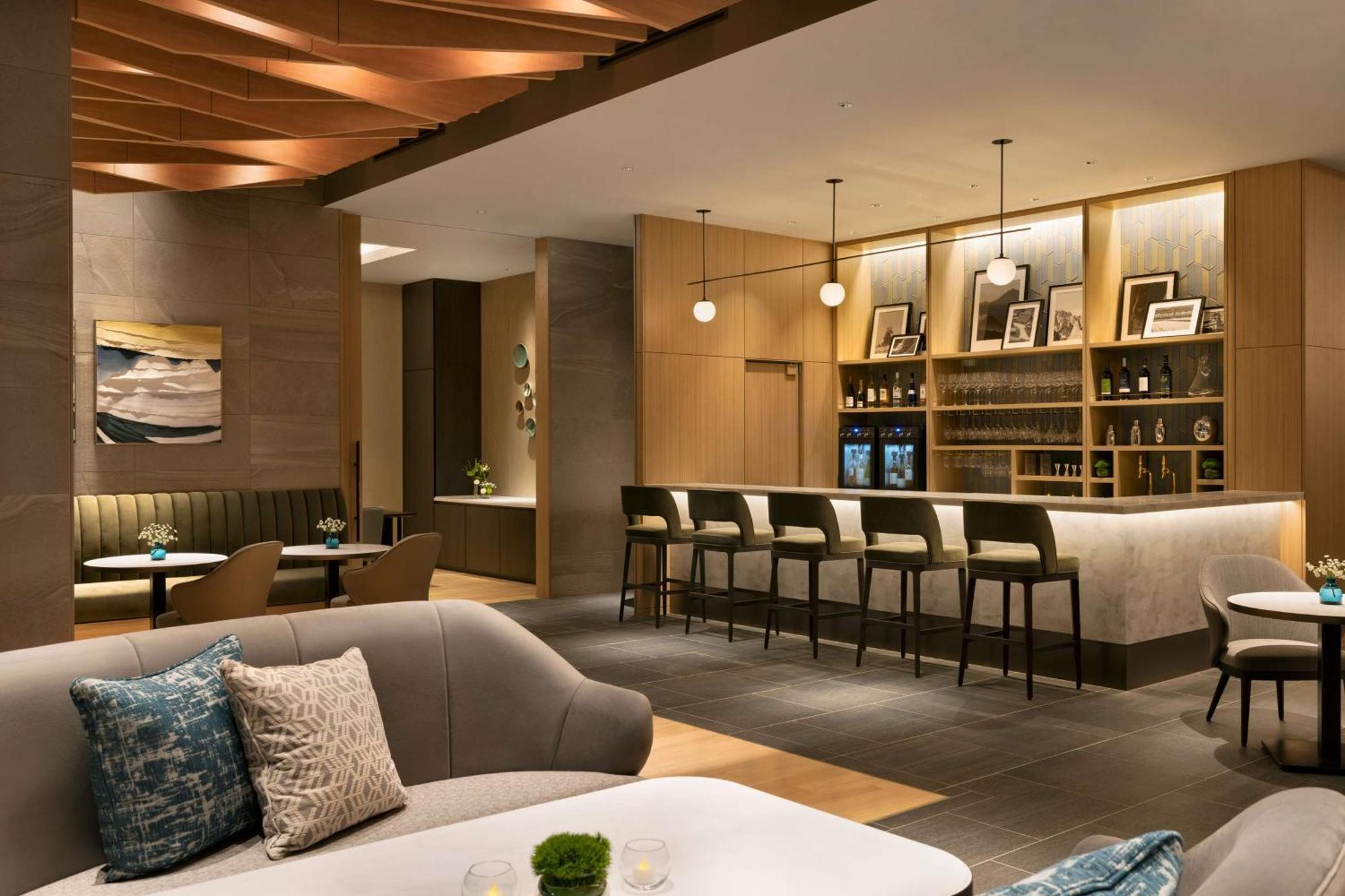 Doubletree By Hilton Toyama Hotel Ngoại thất bức ảnh
