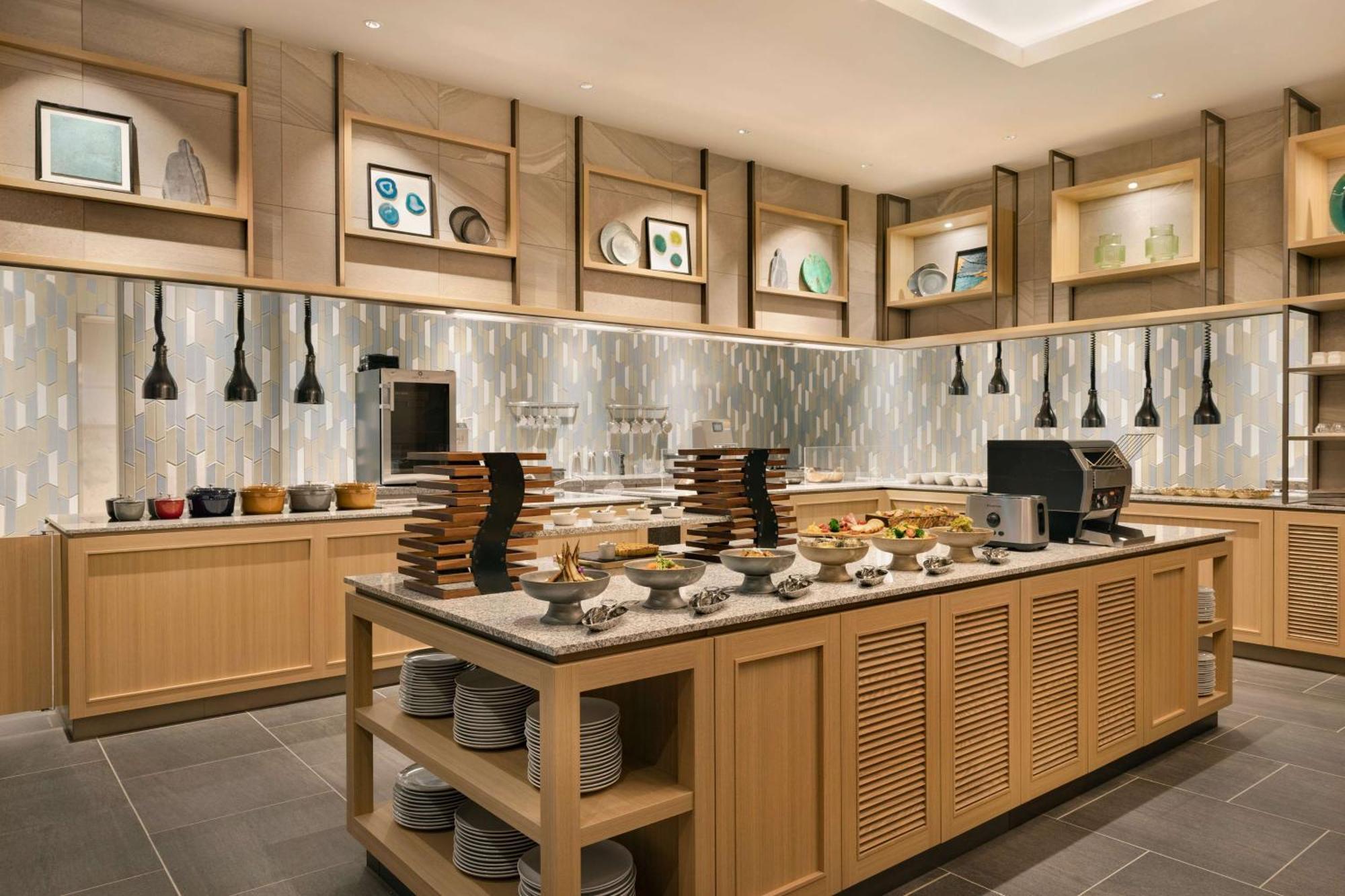 Doubletree By Hilton Toyama Hotel Ngoại thất bức ảnh
