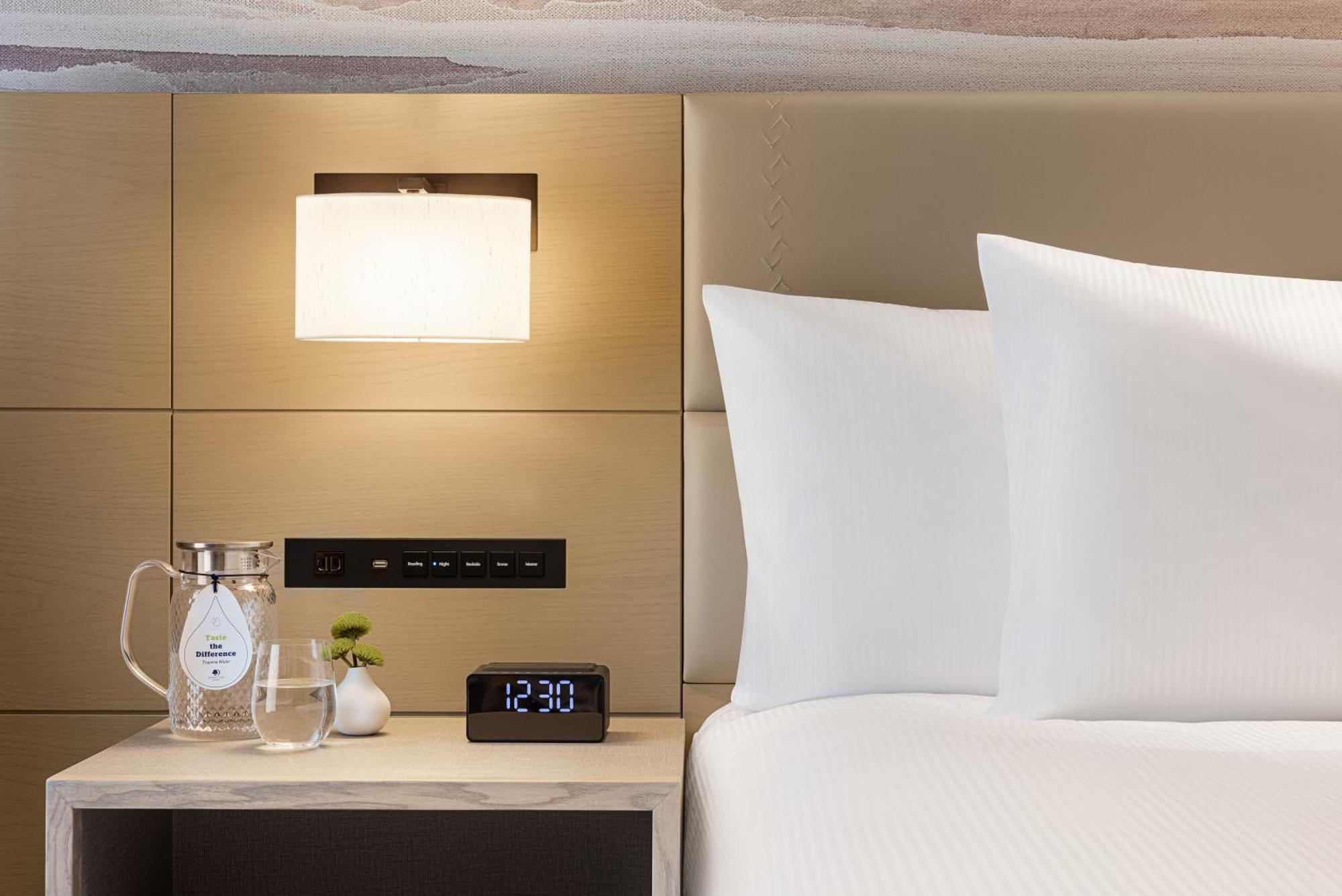 Doubletree By Hilton Toyama Hotel Ngoại thất bức ảnh