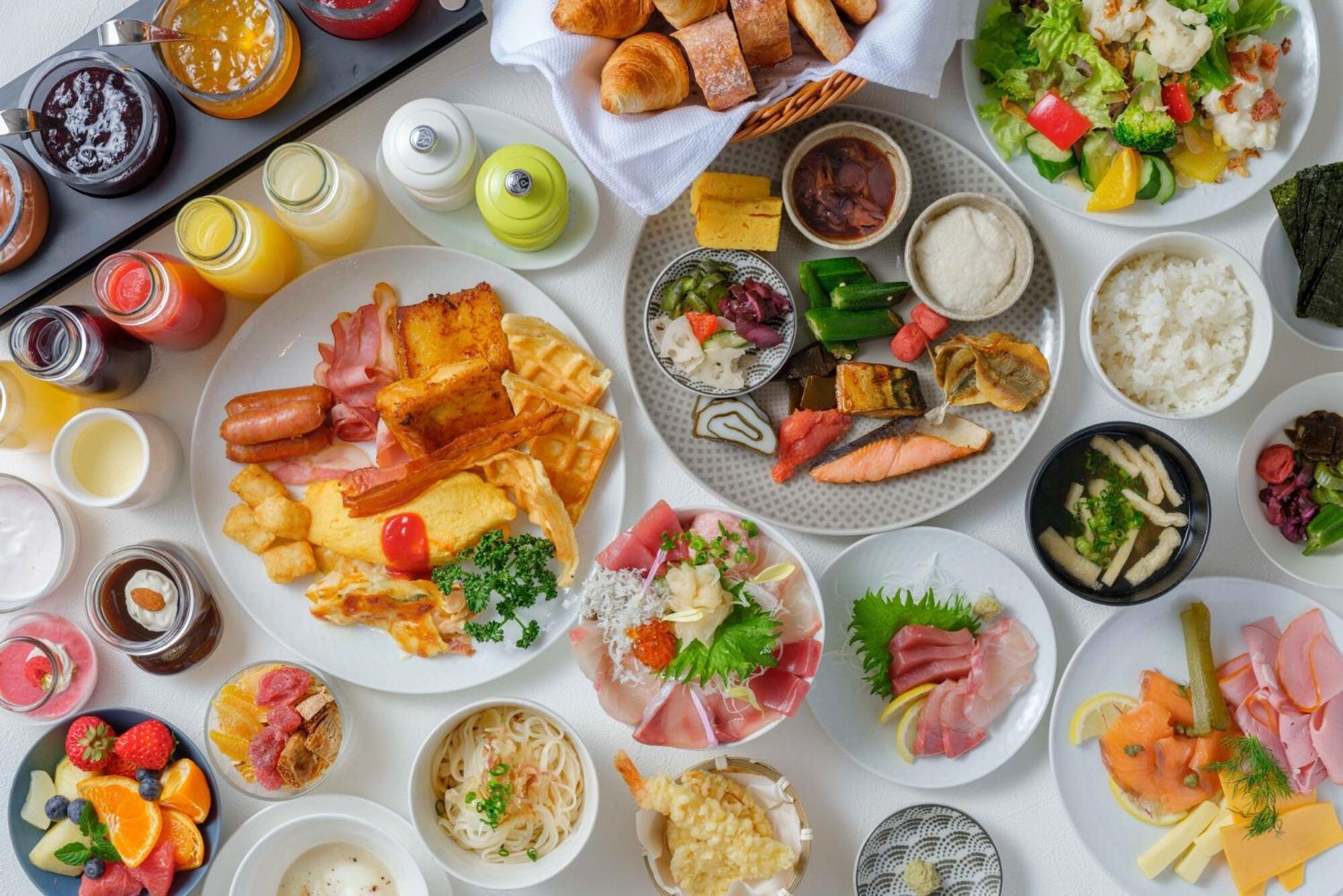 Doubletree By Hilton Toyama Hotel Ngoại thất bức ảnh