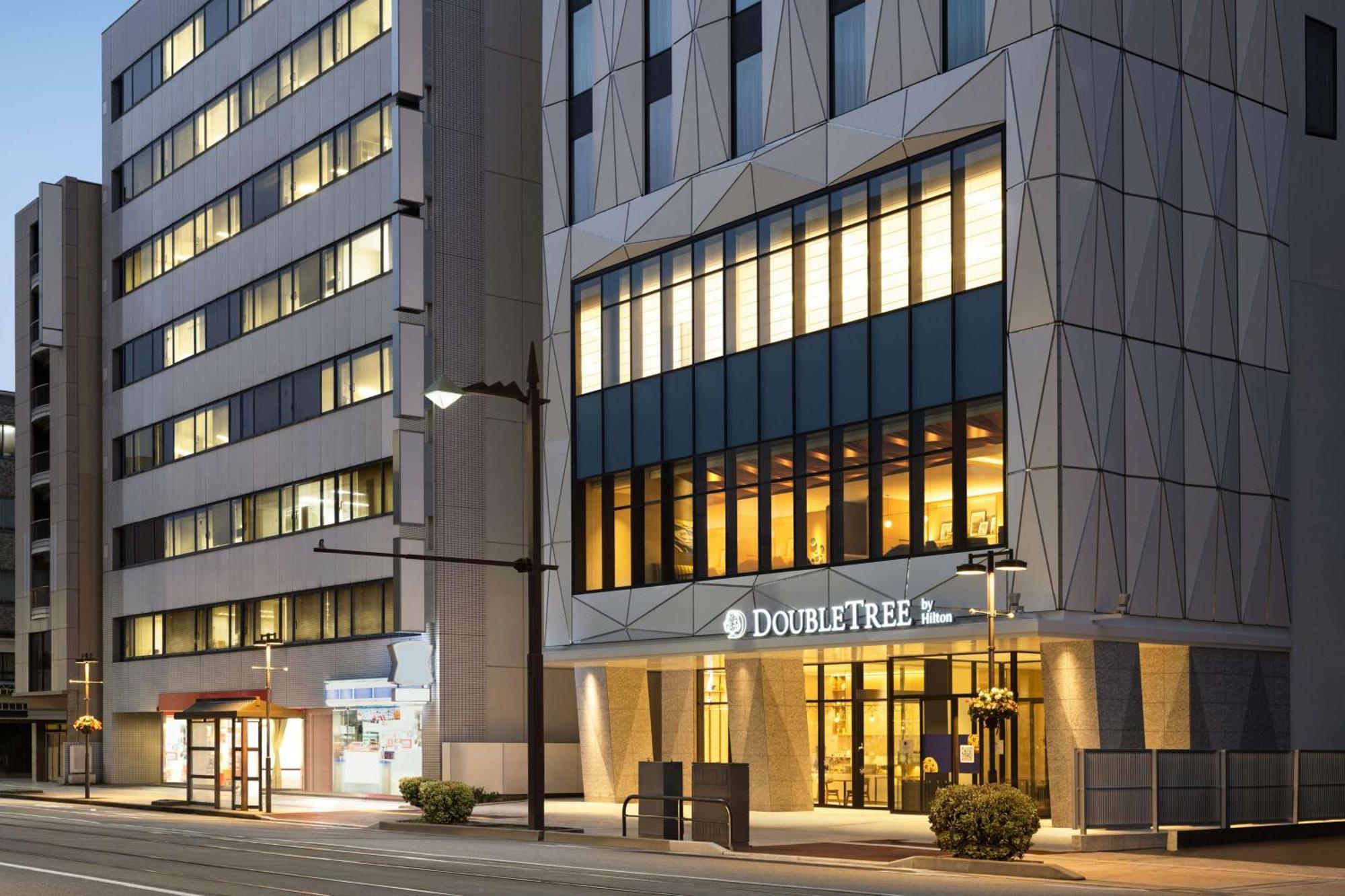 Doubletree By Hilton Toyama Hotel Ngoại thất bức ảnh