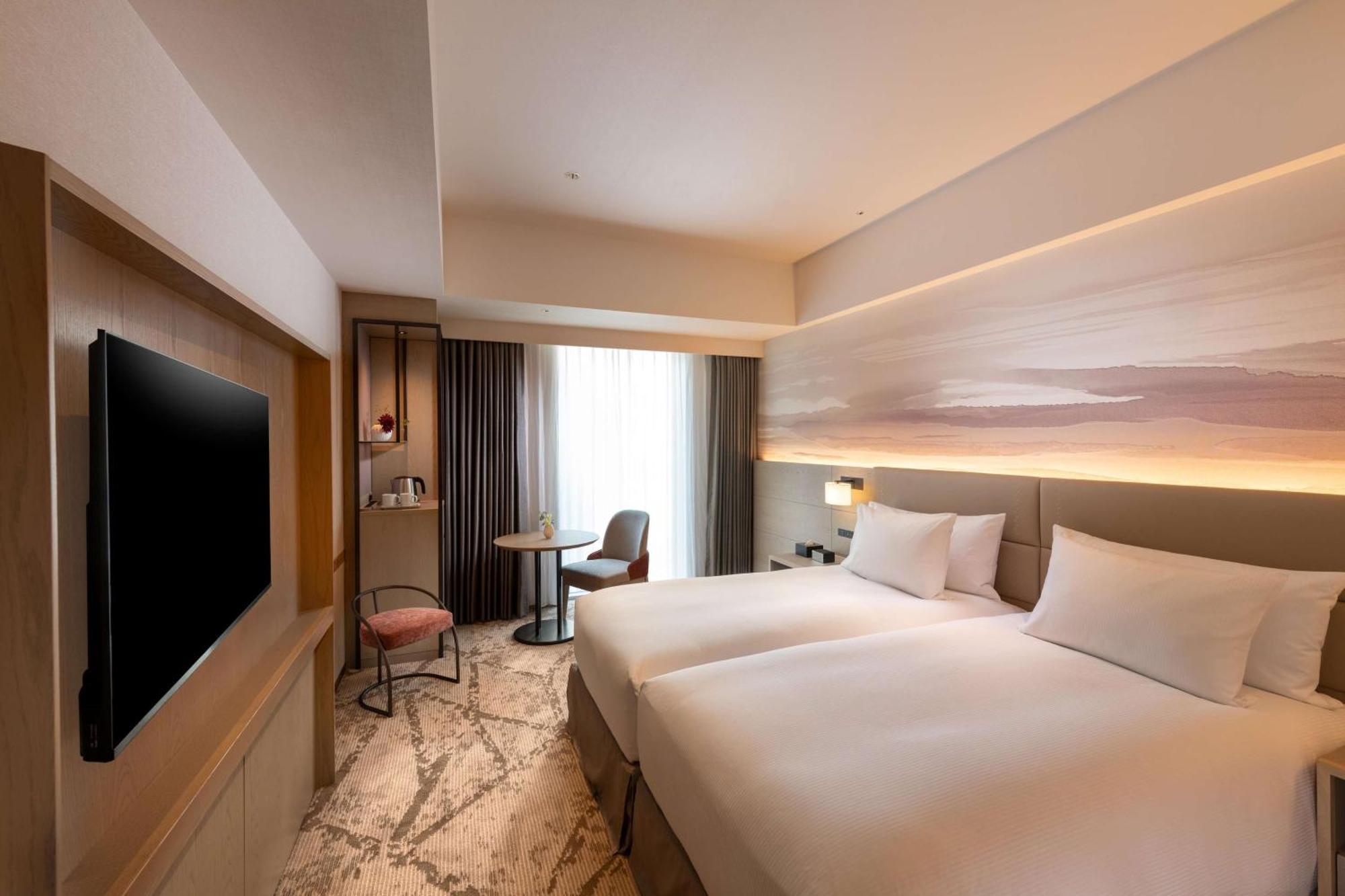 Doubletree By Hilton Toyama Hotel Ngoại thất bức ảnh